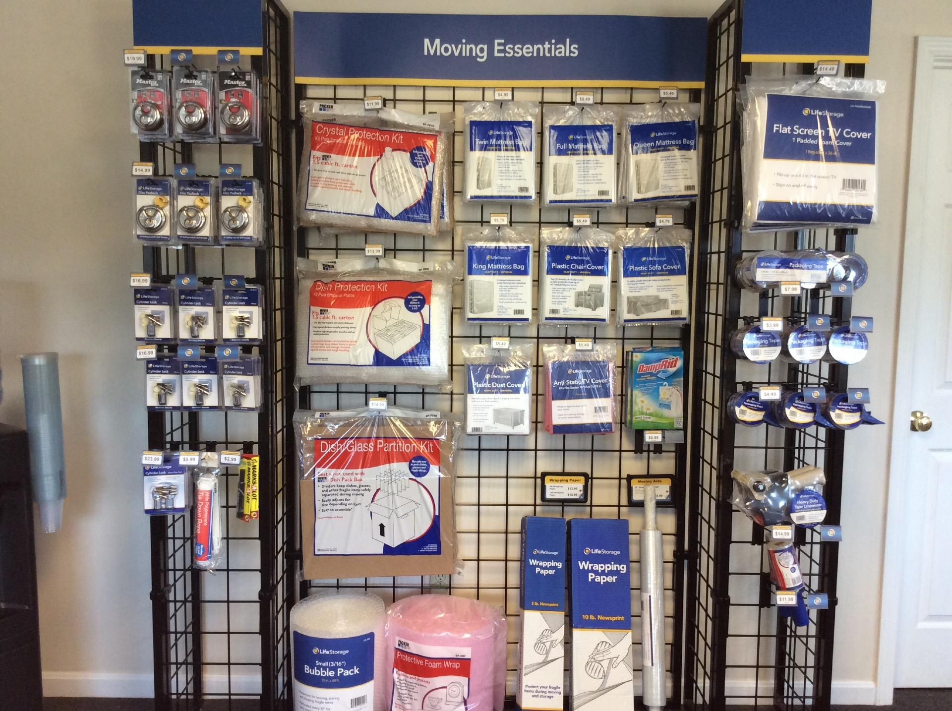 Extra Space Storage  44 Calef Hwy in Barrington, NH