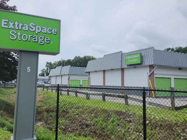 Extra Space Storage facility at 5 Lupi Ct - Mahopac, NY