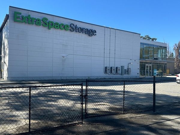 Extra Space Storage facility at 10901 Abercorn St - Savannah, GA