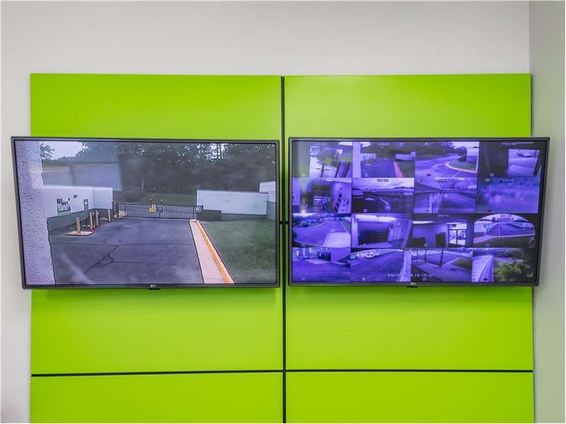 Extra Space Storage  12260 Sunrise Valley Dr in Reston, VA