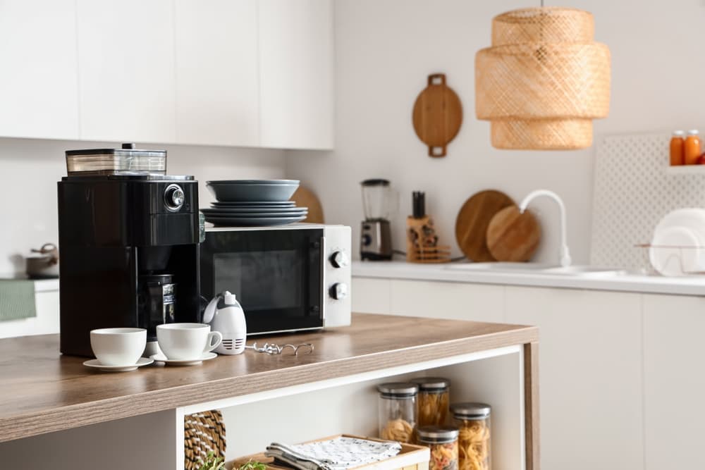 Article image for: 9 Steps to Pack Small Kitchen Appliances for Moving