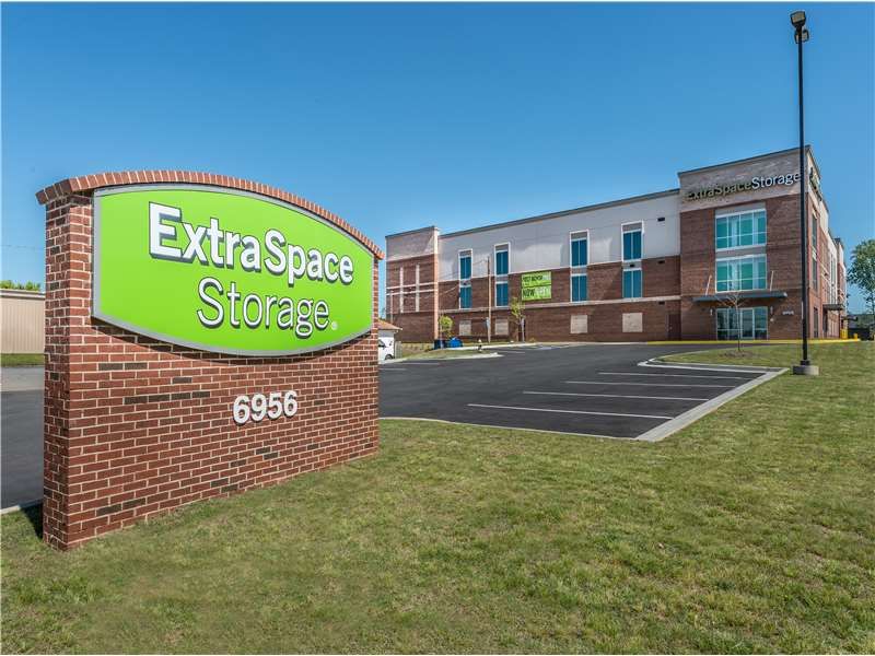 Extra Space Storage  6956 Buford Hwy NE in Atlanta, GA