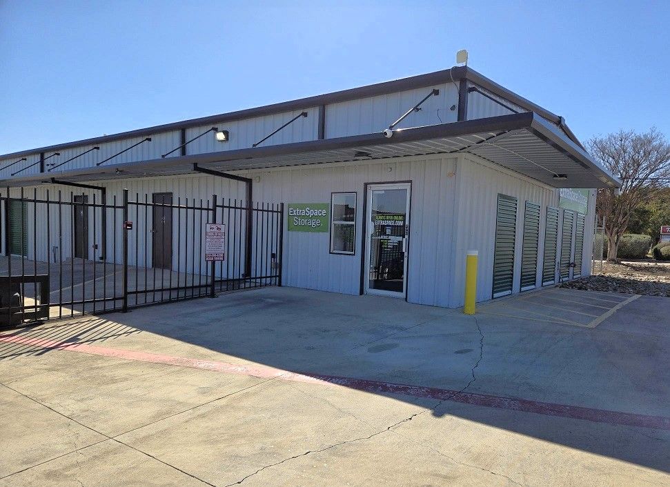 20×10 Parking Lot in Converse, TX