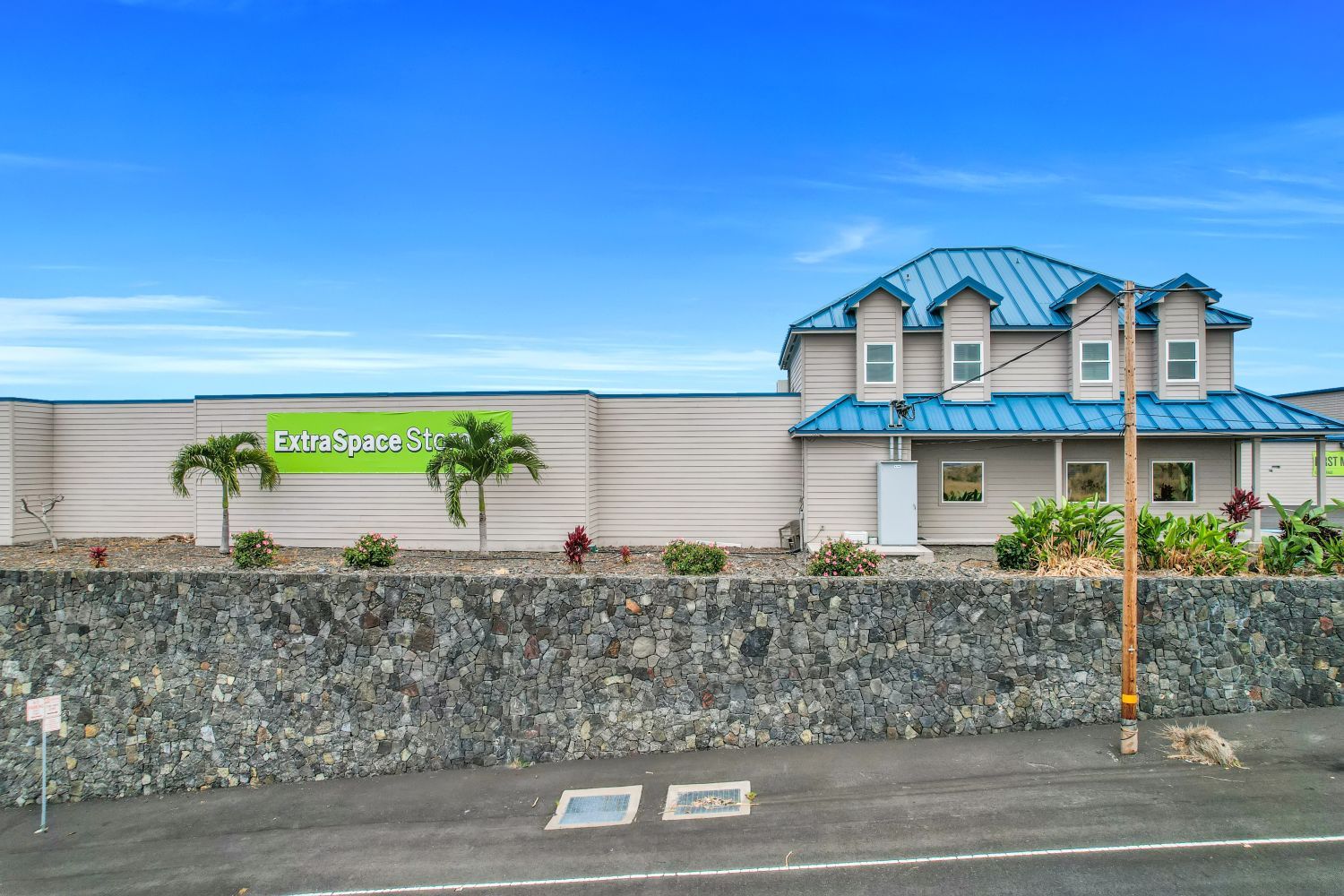 10×10 Self Storage Unit in Kailua-Kona, HI 73-5631 Olowalu St Kailua-Kona, Hawaii