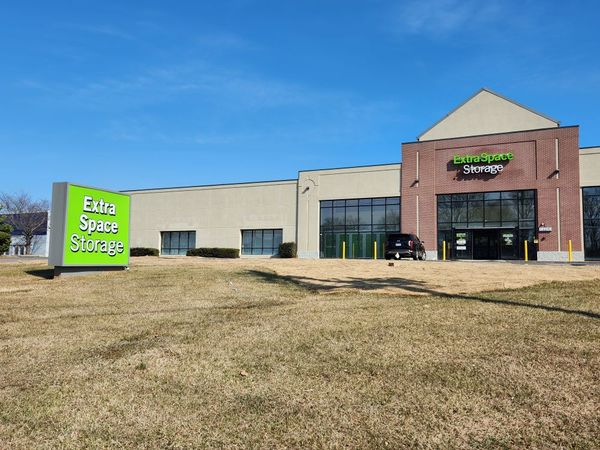 Extra Space Storage facility at 7209 Wallace Ln - Charlotte, NC