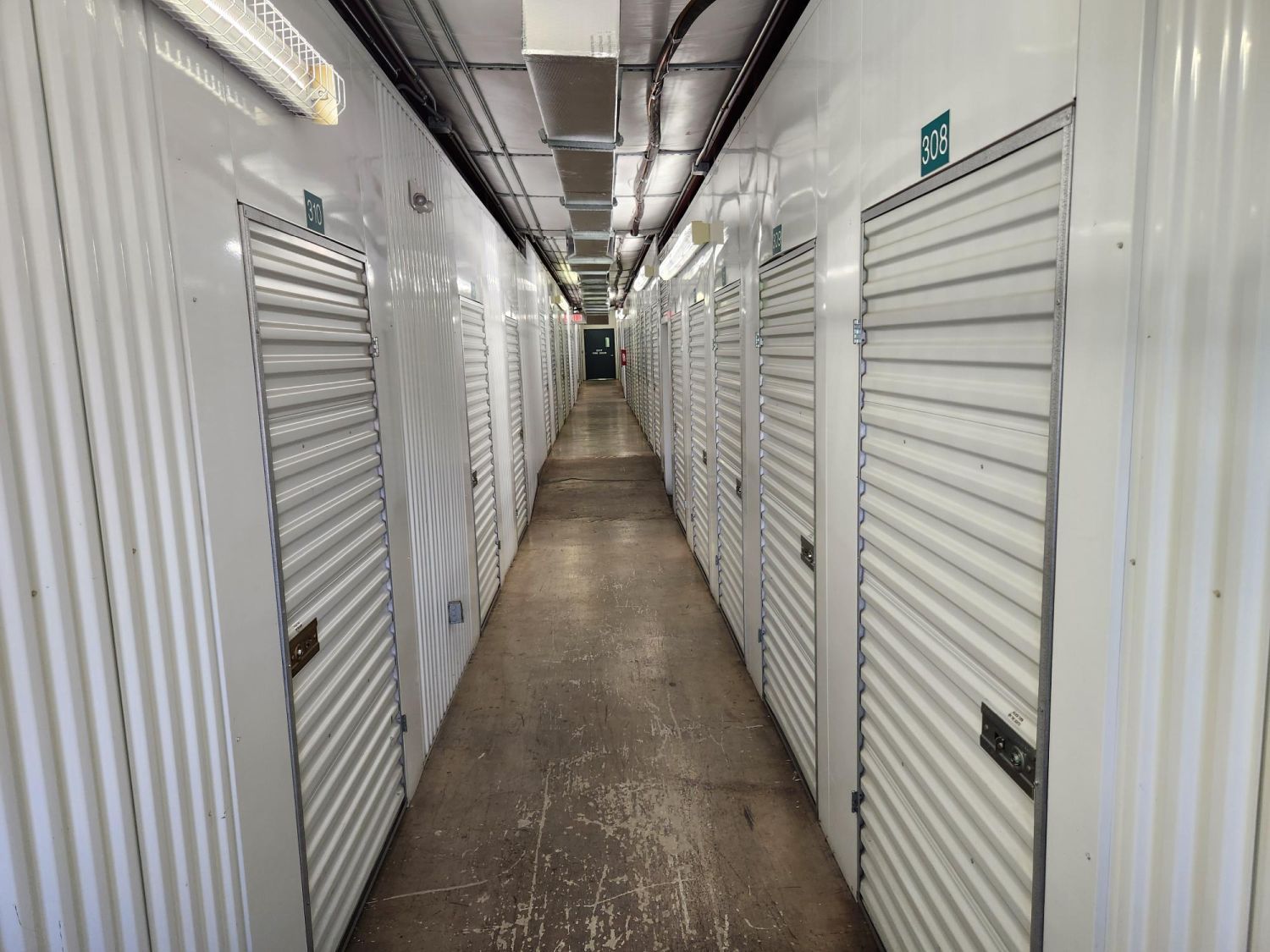 Extra Space Storage  7550 Culebra Rd in San Antonio, TX