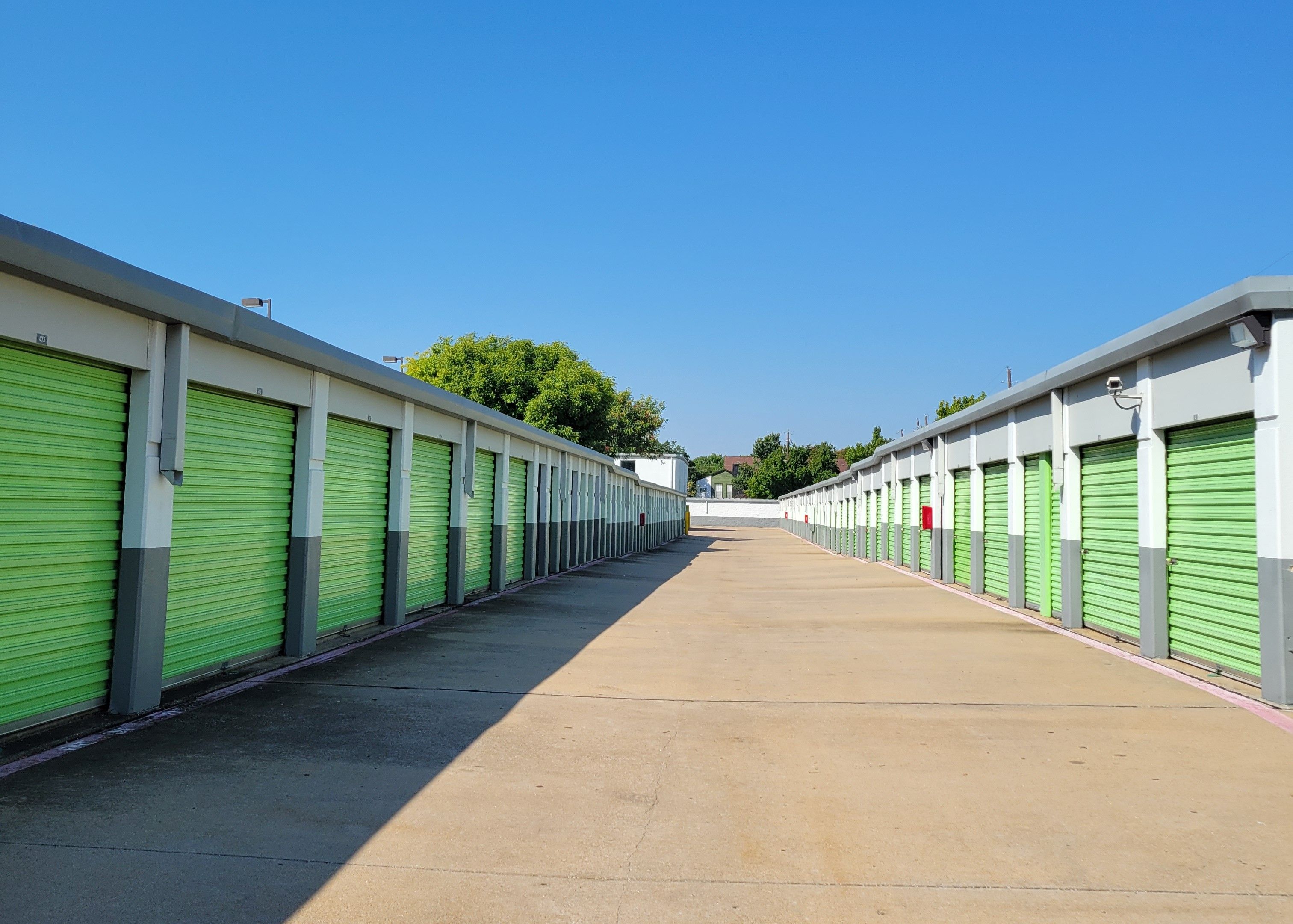 Extra Space Storage  19211 Preston Rd in Dallas, TX