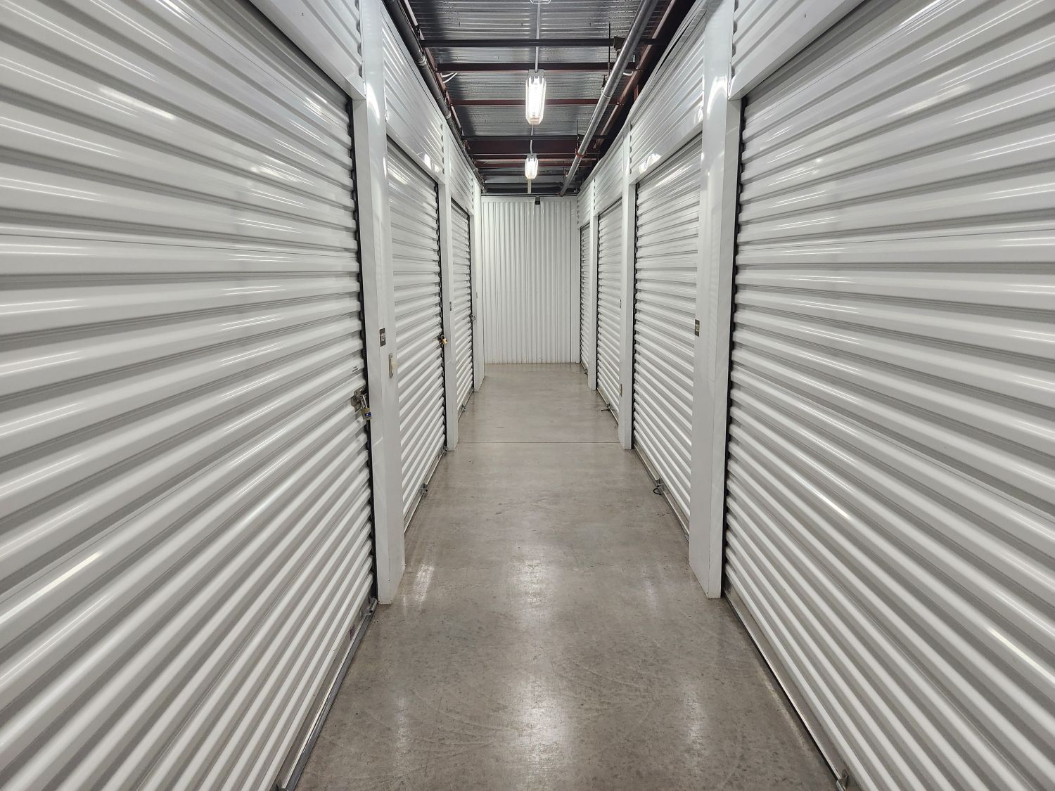 Extra Space Storage  8555 Manderville Ln in Dallas, TX
