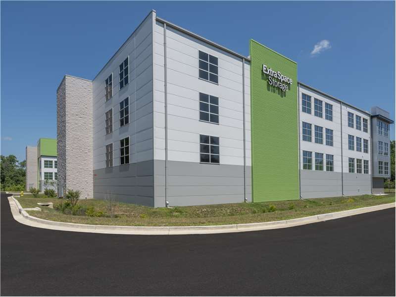 Extra Space Storage  4625 Joyce Pl in Waldorf, MD
