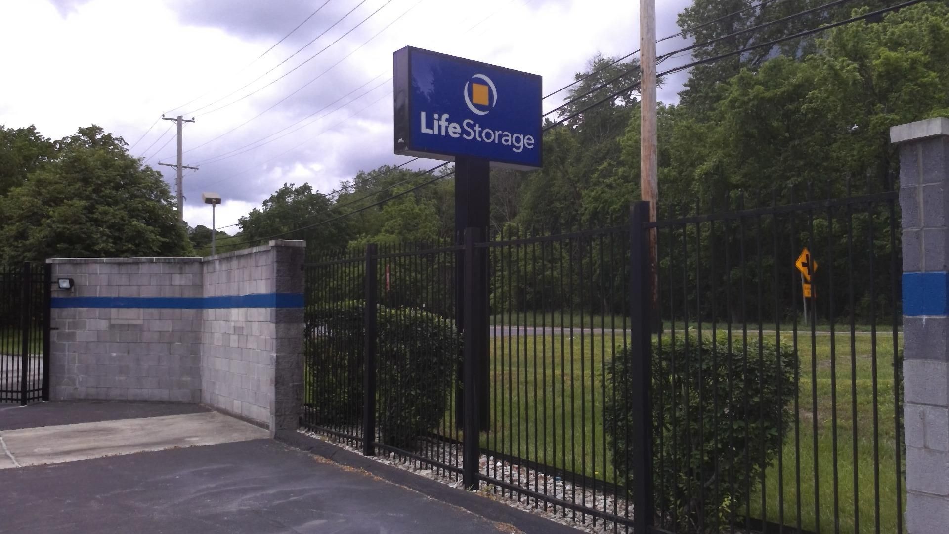 Extra Space Storage  8255 Washington Blvd in Jessup, MD