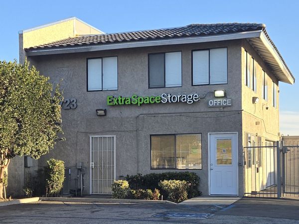 Extra Space Storage facility at 15723 Foothill Blvd - Fontana, CA