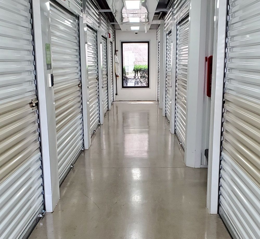 Extra Space Storage  9528 White Settlement Rd in Fort Worth, TX