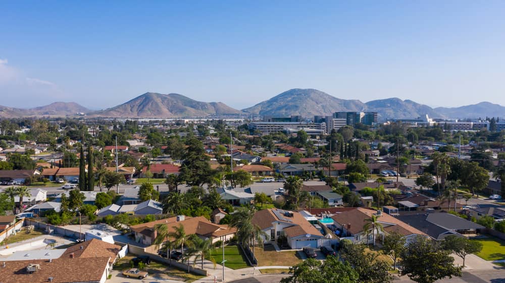 Article Image: How Much Do Movers Cost in Fontana in 2026 