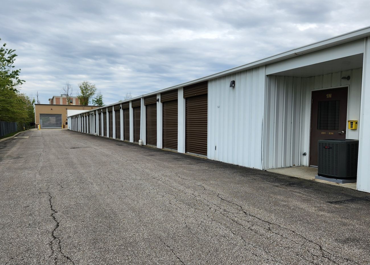 Extra Space Storage in Westlake, OH  1099 Bradley Rd 3