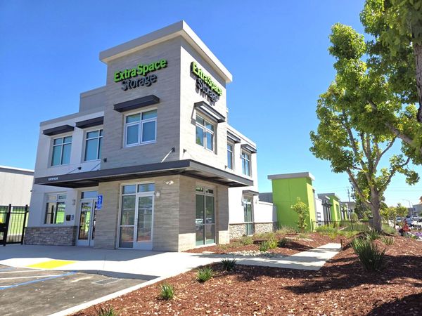 Extra Space Storage facility at 70 Nielson St - Watsonville, CA