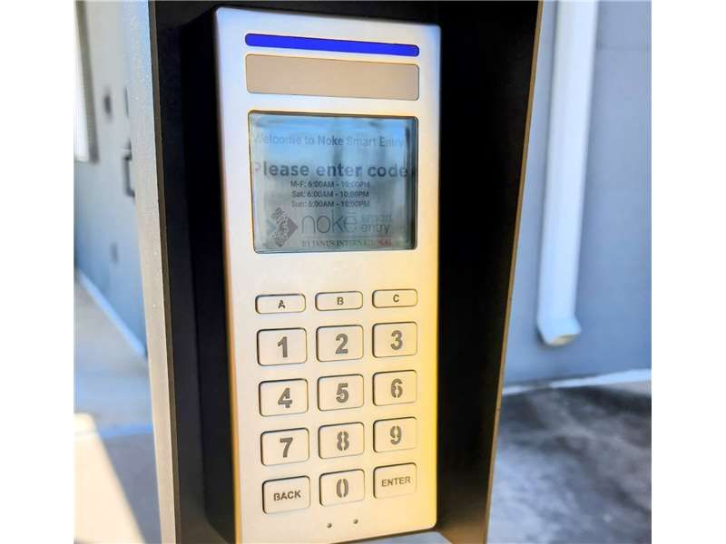 25×10 Garage in Euless, TX 701 E Mid Cities Blvd Euless, Texas 2