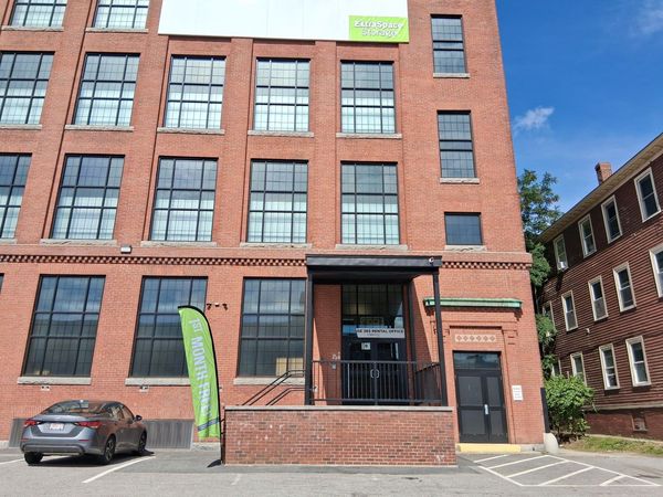 Extra Space Storage facility at 1 Brussels St - Worcester, MA