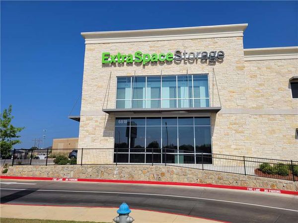 Extra Space Storage facility at 6818 FM 2499 - Denton, TX