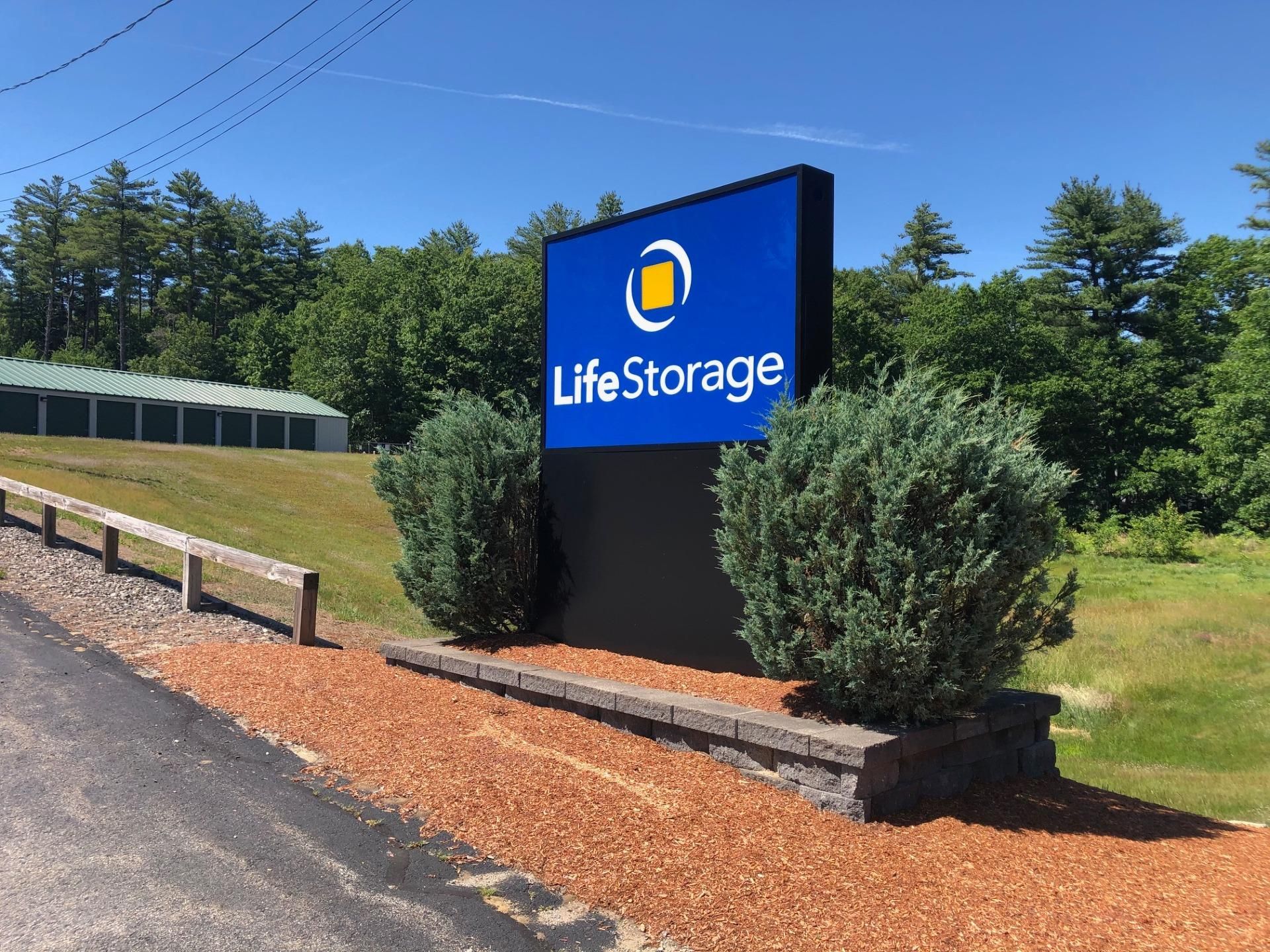 Extra Space Storage  164 Route 125 in Kingston, NH