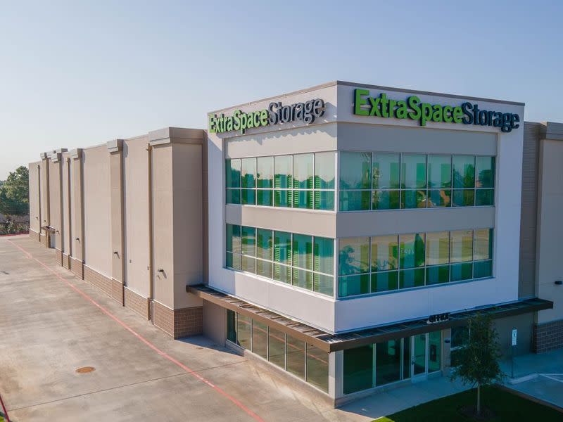 Storage Units in Allen, TX at 1015 S Greenville Ave | Extra Space Storage