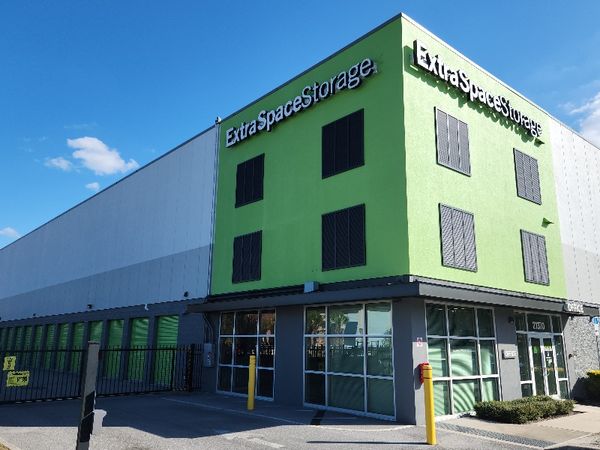 Extra Space Storage facility at 21370 Walmart Way - Lutz, FL