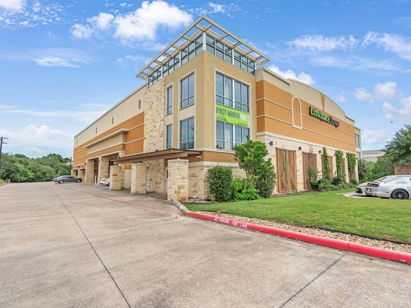Extra Space Storage facility at 19130 Stone Oak Pkwy - San Antonio, TX