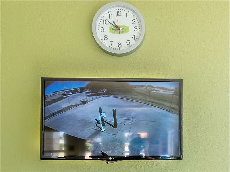 Extra Space Storage  9528 White Settlement Rd in Fort Worth, TX