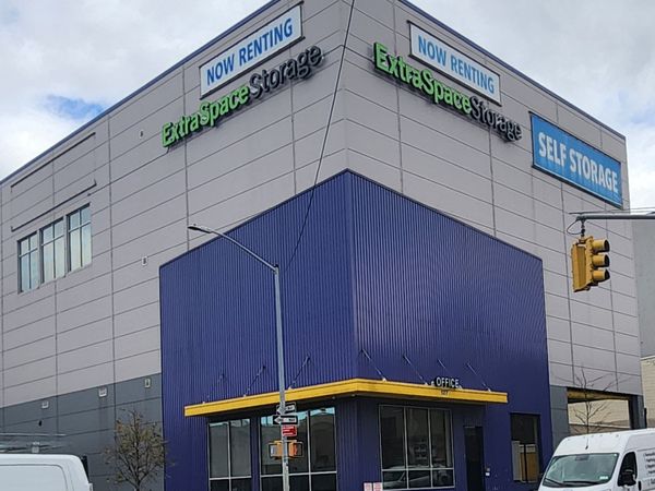 Extra Space Storage facility at 127 18th St - Brooklyn, NY