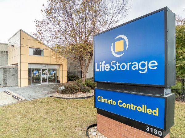 Life Storage facility on 3150 Austell Rd SW - Marietta, GA