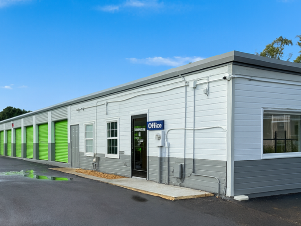 Extra Space Storage facility at 315 Oakwood Ave NE - Huntsville, AL