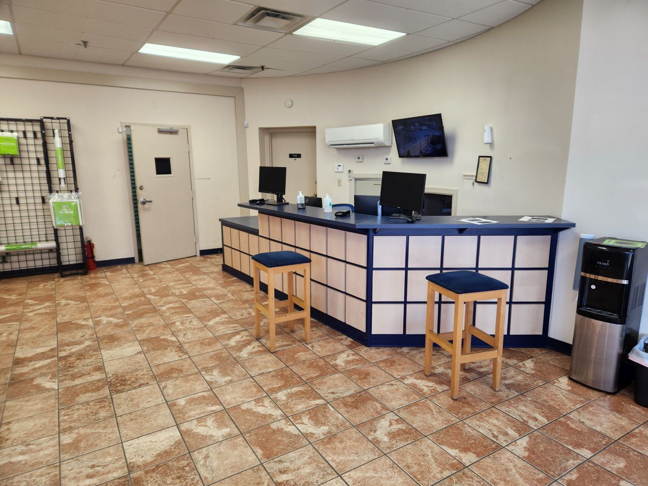 Extra Space Storage in Decatur, GA  2595 Candler Rd 3