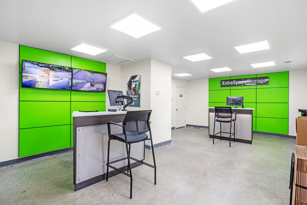 Extra Space Storage in Norcross, GA 2655 Langford Rd 3