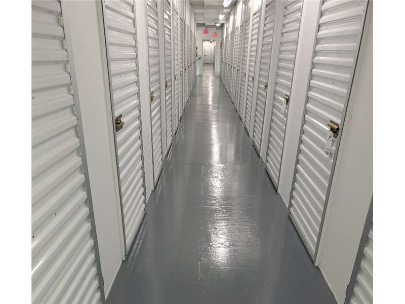 Extra Space Storage  210 Fallon St in Alameda, CA