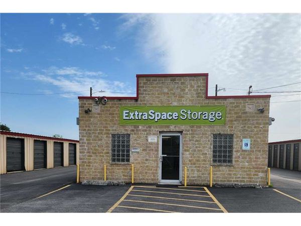 Extra Space Storage facility at 1151 E Expressway 83 - San Benito, TX