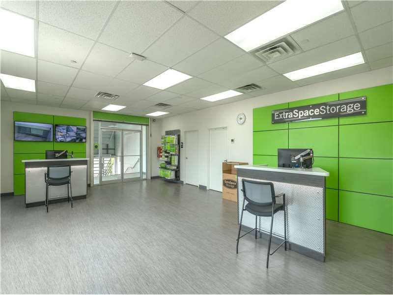 Extra Space Storage  5701 E Northwest Hwy in Dallas, TX