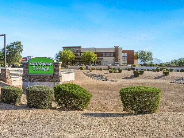 Extra Space Storage facility at 7227 E Williams Dr - Scottsdale, AZ