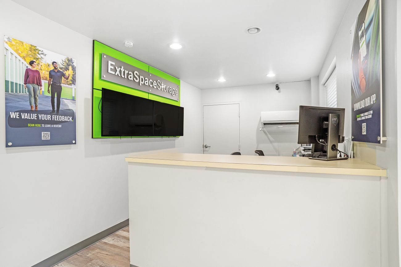 Extra Space Storage in Marietta, GA 1525 Williams Dr 3