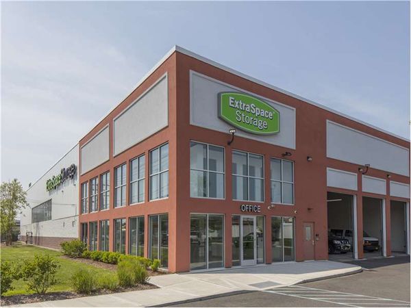 Extra Space Storage facility at 2030 Linden Blvd - Elmont, NY