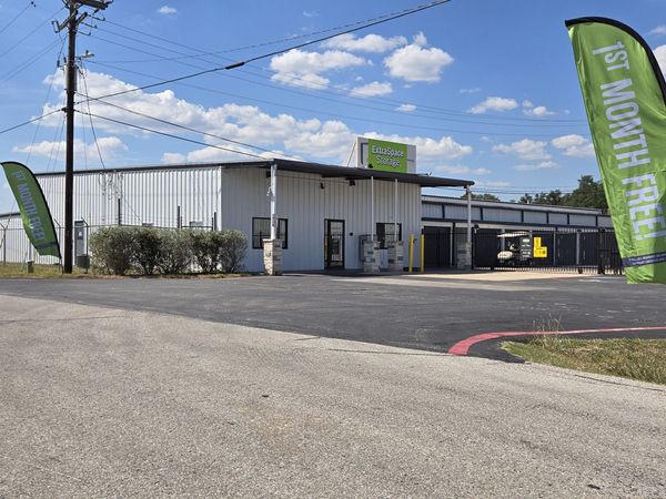 Extra Space Storage facility at 15725 W State Highway 29 - Liberty Hill, TX