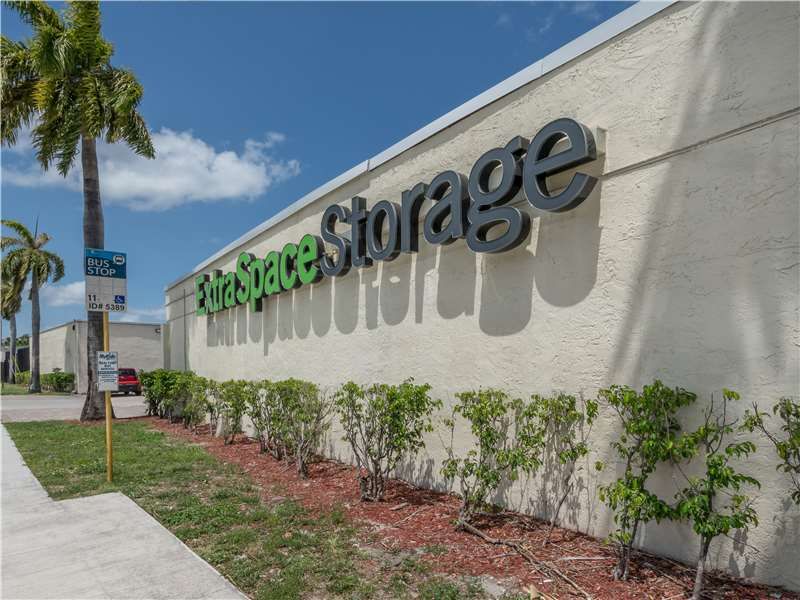 Extra Space Storage  2290 NW 19th St in Fort Lauderdale, FL