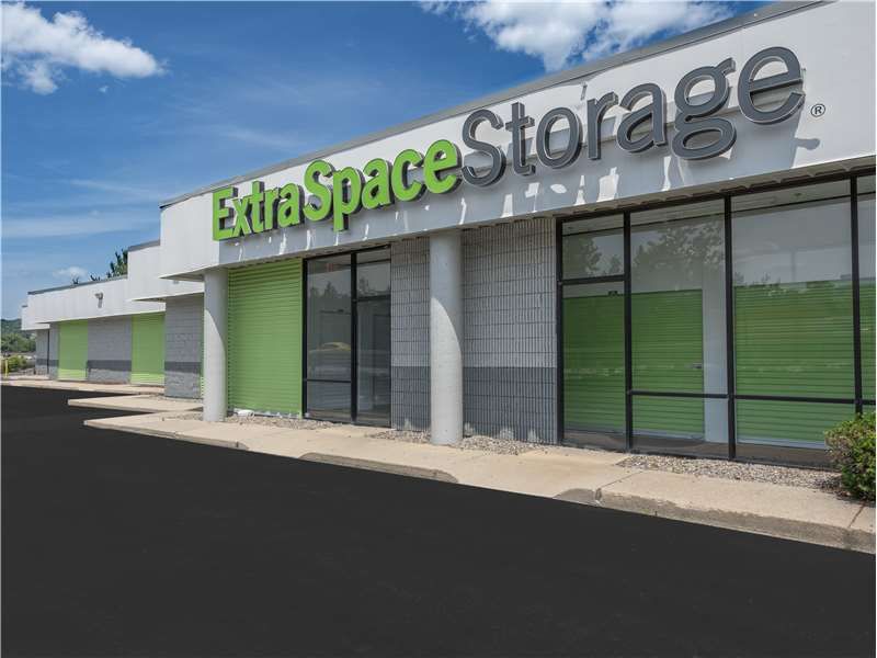 Extra Space Storage  1180 Millbury St in Millbury, MA