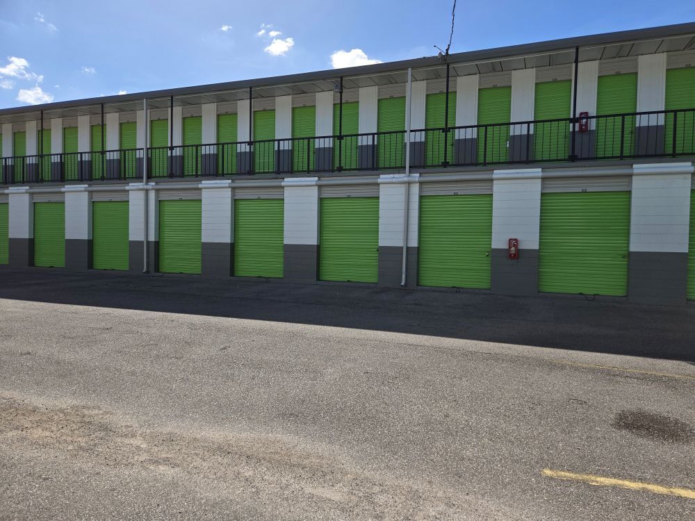 Extra Space Storage in Casselberry, FL  130 Concord Dr 3
