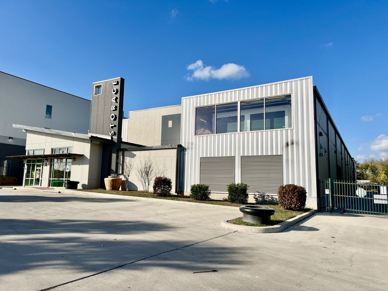 Extra Space Storage  1039 Rittiman Rd in San Antonio, TX