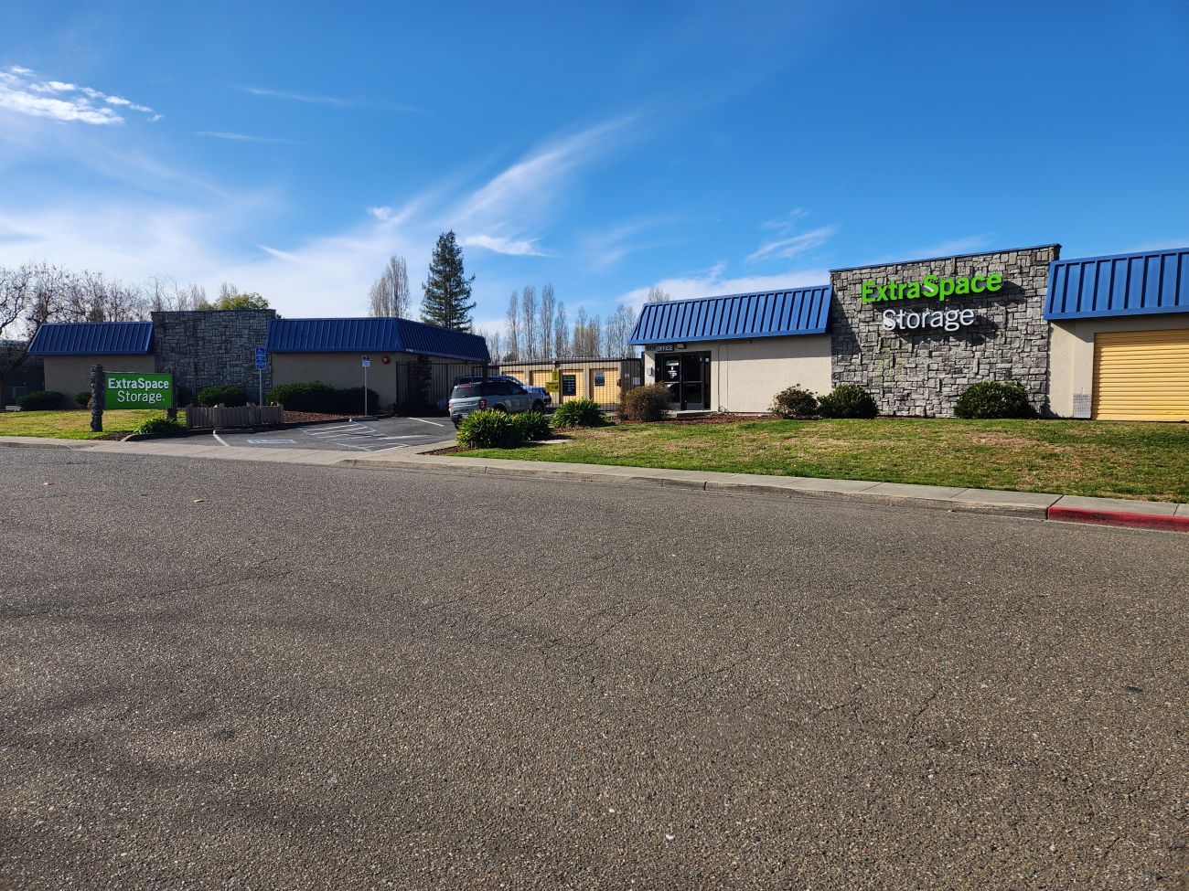15×10 Parking Lot in Rohnert Park, CA 601 Martin Ave Rohnert Park, California