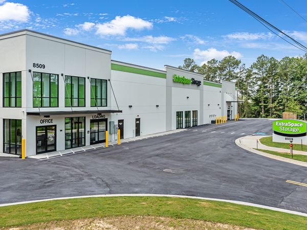 Extra Space Storage facility at 8509 I 20 East Access Rd - Lithonia, GA
