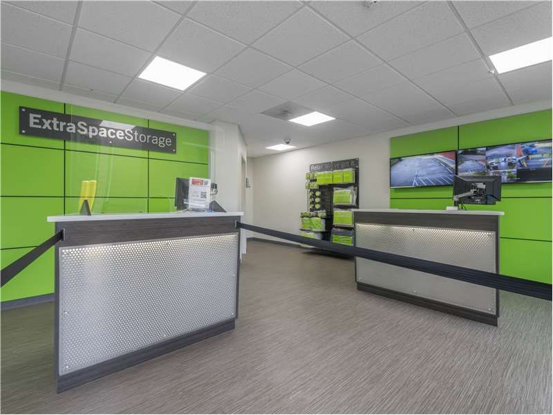 15×8 Self Storage Unit in Newport News, VA 25 Tyler Ave Newport News, Virginia 3