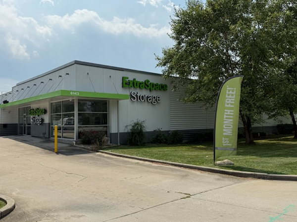 Extra Space Storage facility at 6143 Brookville Rd - Indianapolis, IN