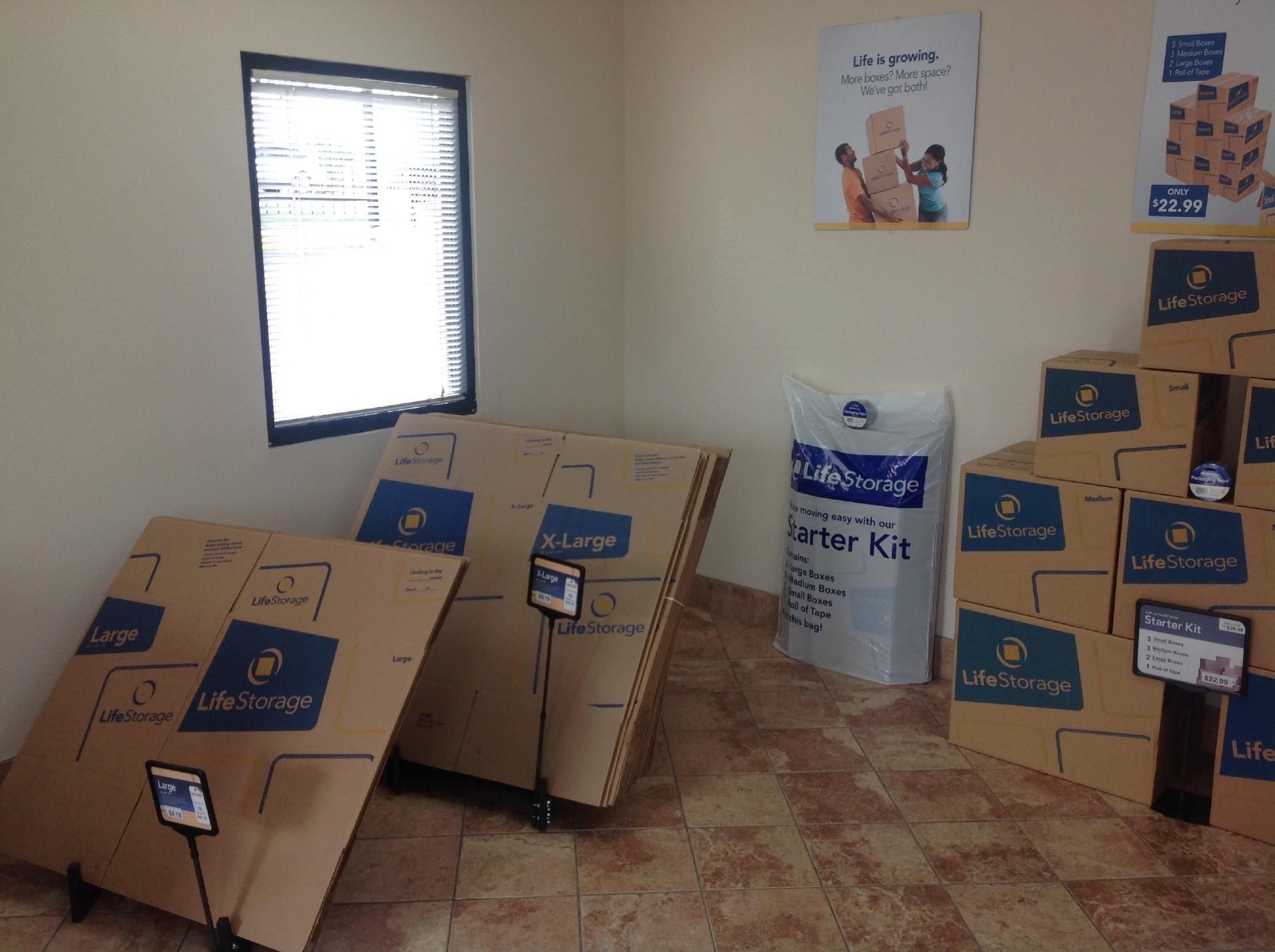 20×10 Self Storage Unit in Universal City, TX 2500 Pat Booker Rd Universal City, Texas 2