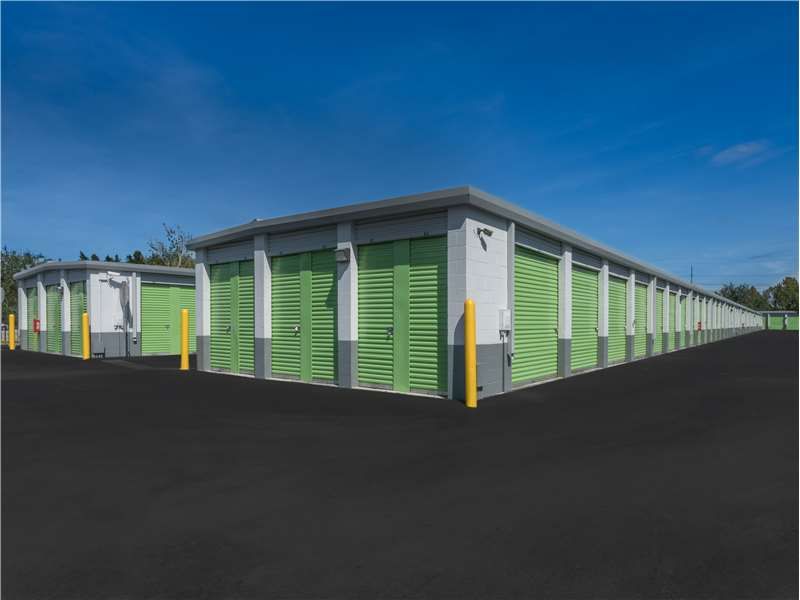 Extra Space Storage  5592 L B McLeod Rd in Orlando, FL