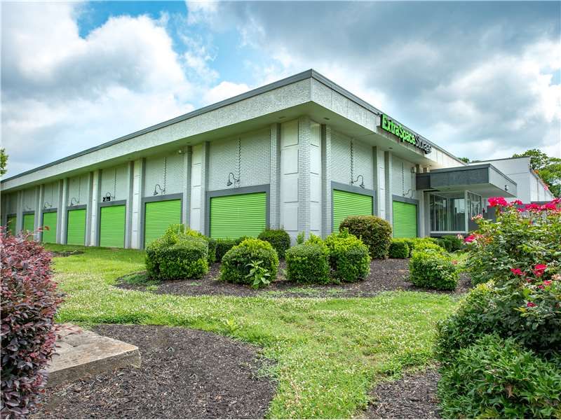 5×5 Self Storage Unit in Atlanta, GA 2489 Cheshire Bridge Rd NE Atlanta, Georgia
